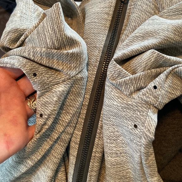 Lululemon Bust a Move Jacket - Picture 9 of 10